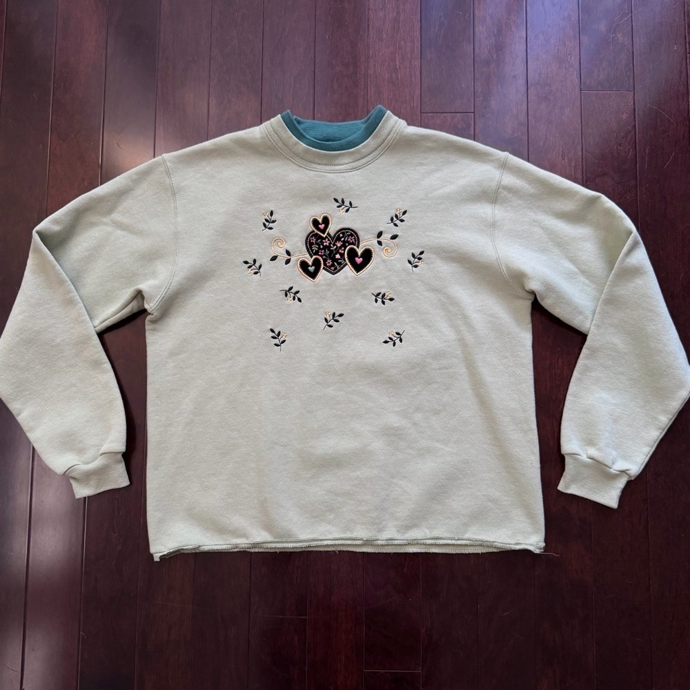 Vintage Morning Sun Top Stitch Women's Sweater Size M Green Embroidered Heart